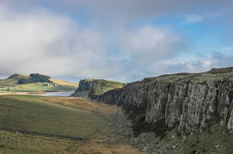 Hadrians Wall large image