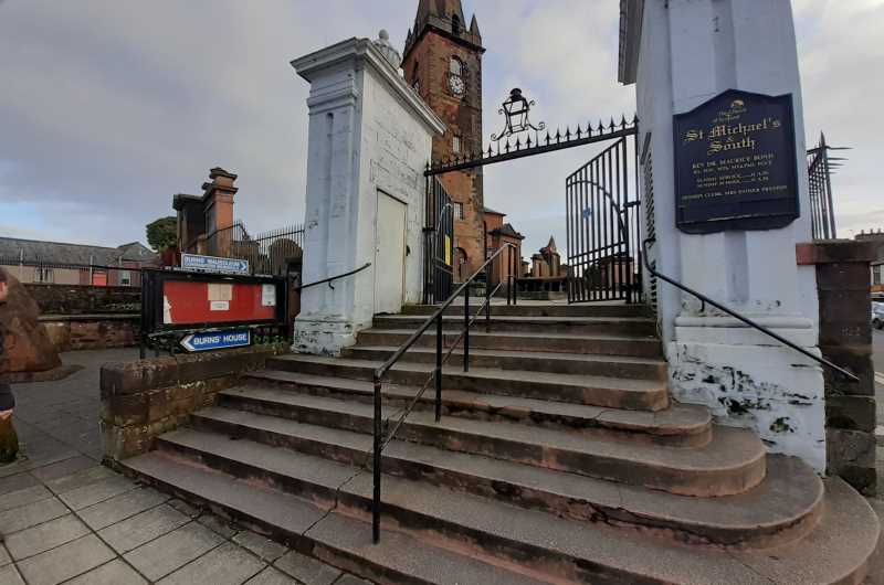 Robert Burns Mausoleum large image